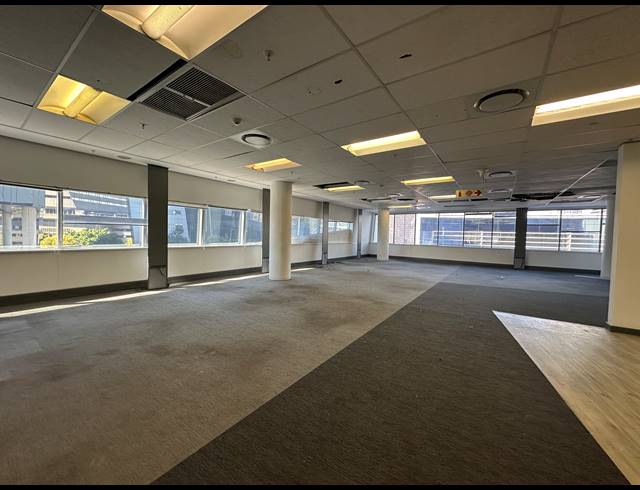 1,368M² OFFICE TO LET IN SANDTON CENTRAL